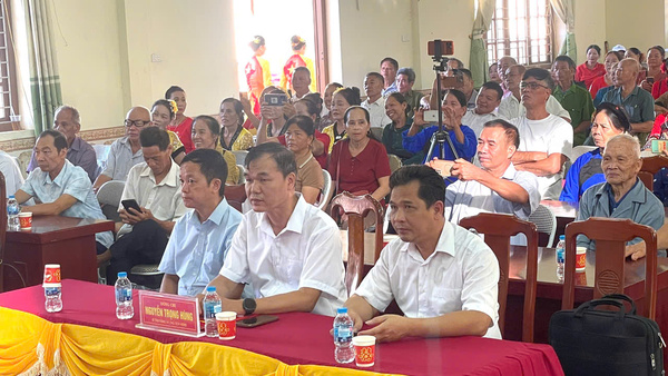 HỘI NGƯỜI CAO TUỔI XÃ VÂN NHAM TỔ CHỨC TỌA ĐÀM KỶ NIỆM NGÀY QUỐC TẾ NGƯỜI CAO TUỔI