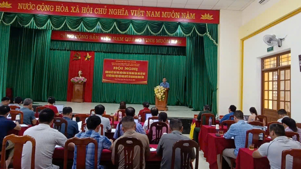 HỘI NGHỊ ĐÁNH GIÁ KẾT QUẢ THỰC HIỆN CÔNG TÁC XÓA NHÀ TẠM, NHÀ DỘT NÁT VÀ TRIỂN KHAI THỰC HIỆN NGHỊ QUYẾT SỐ 02/2026/NQ-HĐND TỈNH