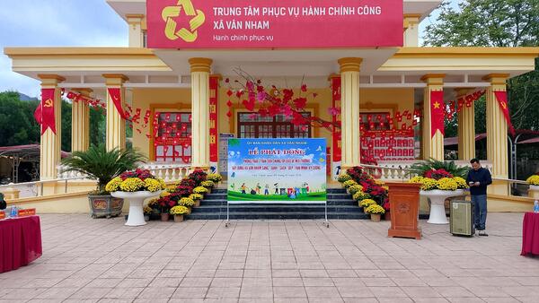 LỄ PHÁT ĐỘNG TOÀN DÂN CHUNG TAY BẢO VỆ MÔI TRƯỜNG XÂY DỰNG XÃ VÂN NHAM SÁNG – XANH – SẠCH – ĐẸP – VĂN MINH – KỶ CƯƠNG